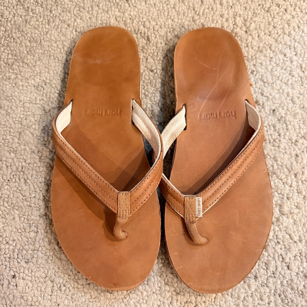 Hari Mari Fields Tan Nubuck Leather Flip Flop Sandals Womens Size 9 Brown